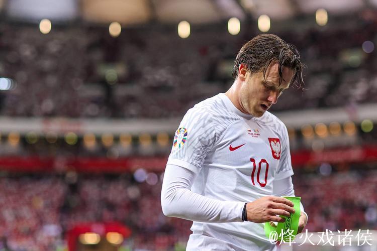 泽林斯基：我们有能力在赛季结束时保持领先，我对此充满信心